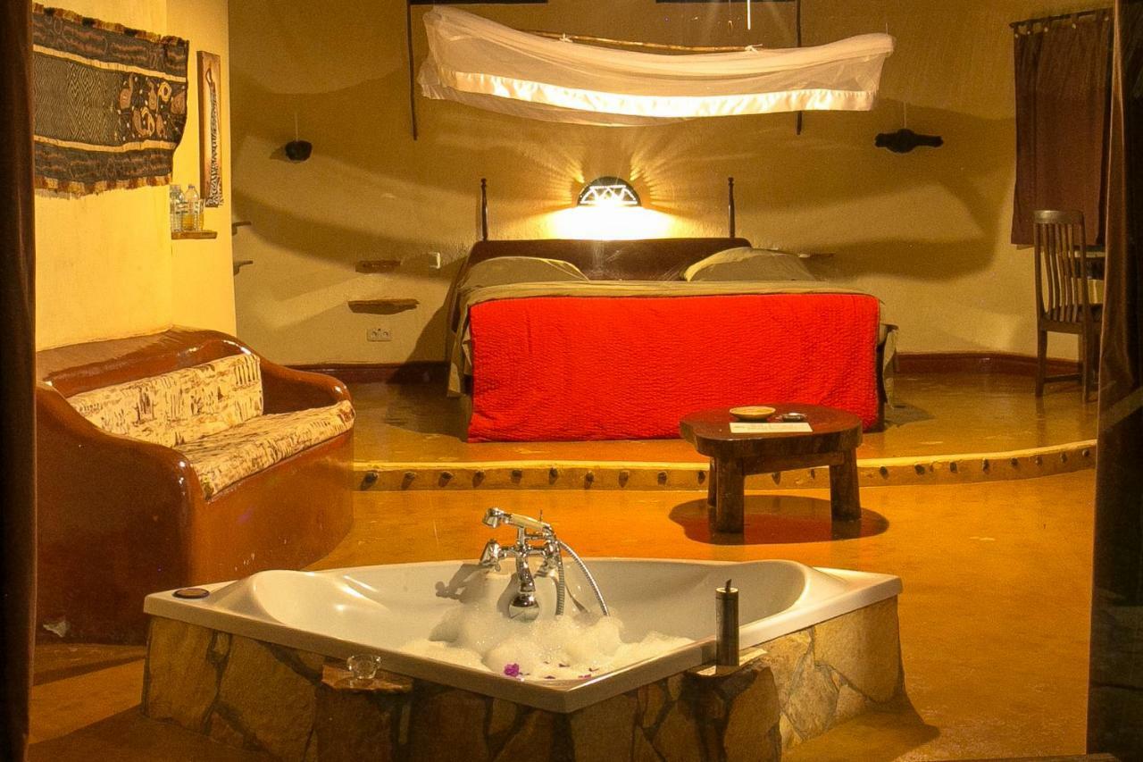 The Haven Hotel Jinja Esterno foto