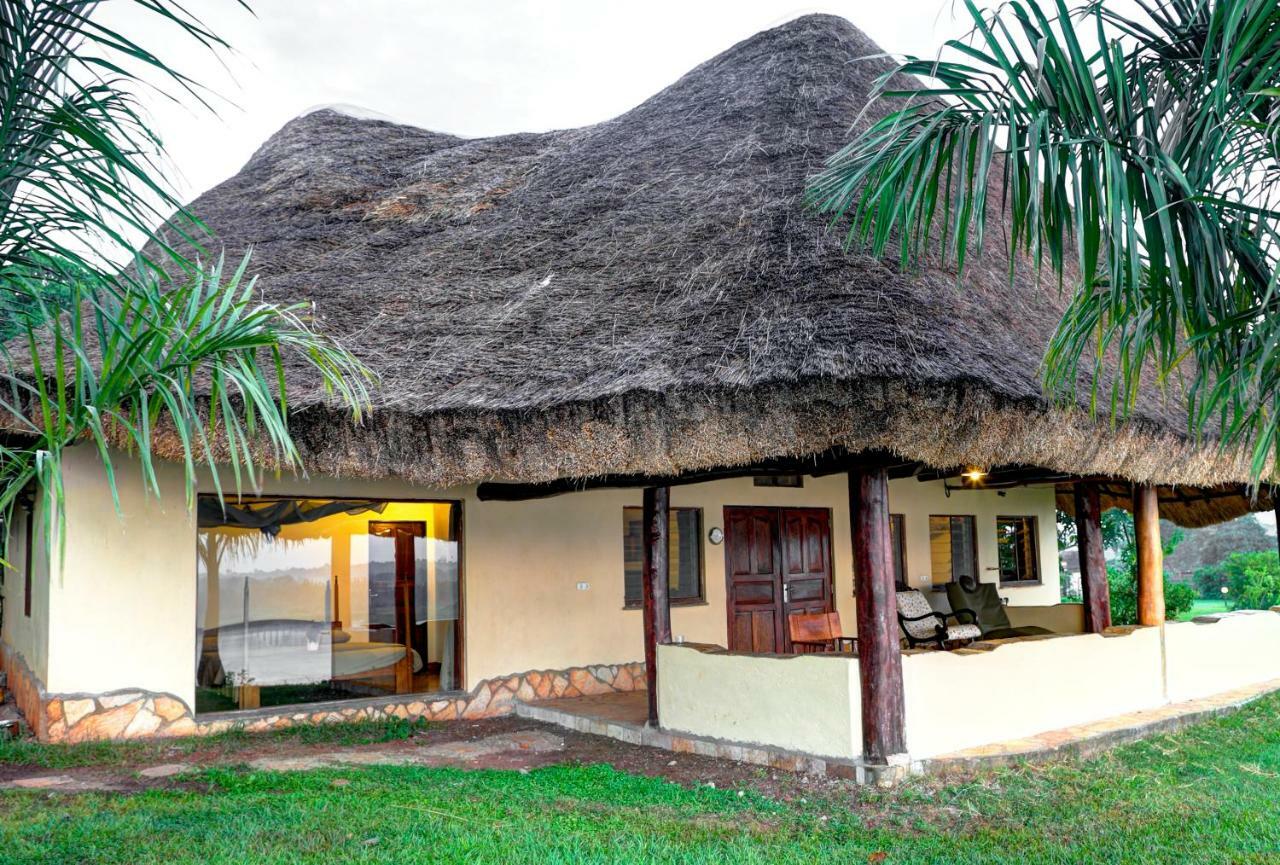 The Haven Hotel Jinja Esterno foto