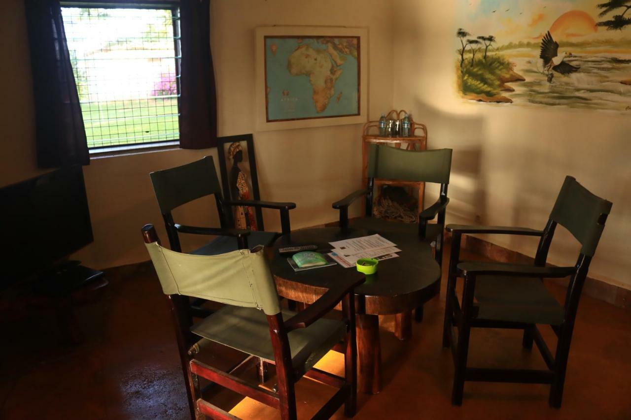The Haven Hotel Jinja Esterno foto