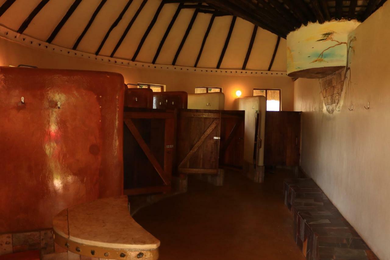 The Haven Hotel Jinja Esterno foto